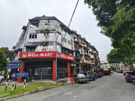 Shop For Sale at Ampang Jaya