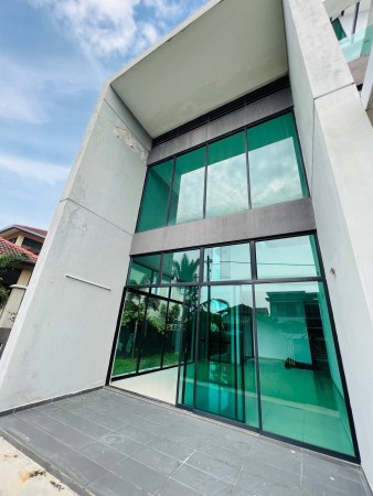 Bungalow House For Sale at Taman Universiti
