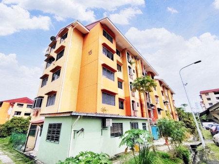 Apartment For Sale at Section 8