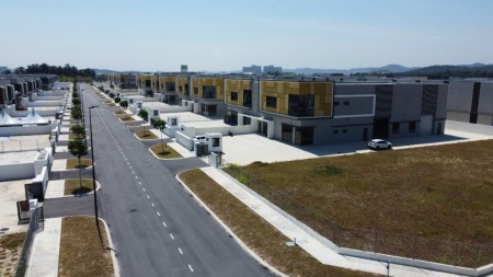 Terrace Factory For Sale at Bandar Puncak Alam