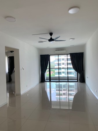 Condo For Rent at Paragon 3