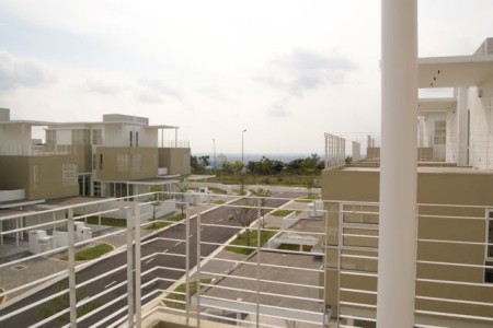 Bungalow House For Sale at Laman Granview