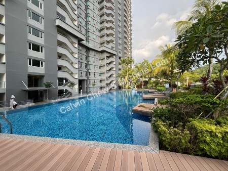 Condo For Auction at 10 Island Resort