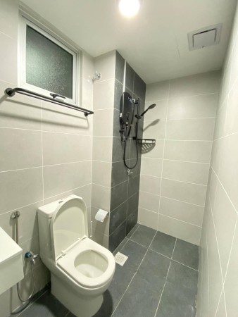 Condo For Rent at The Wharf Residence