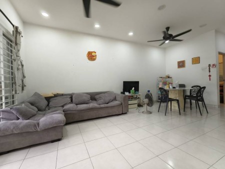 Terrace House For Sale at Hillpark 2