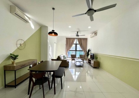 Condo Room for Rent at KL Gateway