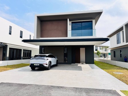 Bungalow House For Sale at The Waterlily @ Wetlands Estates