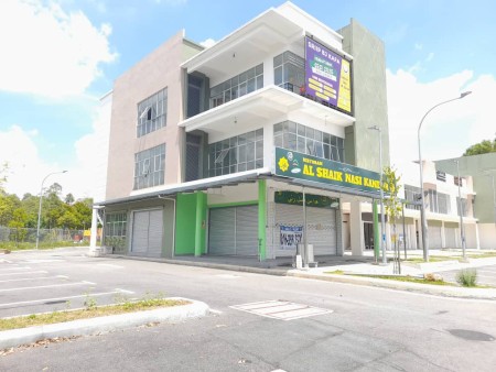 Shop Office For Rent at Saujana Permai