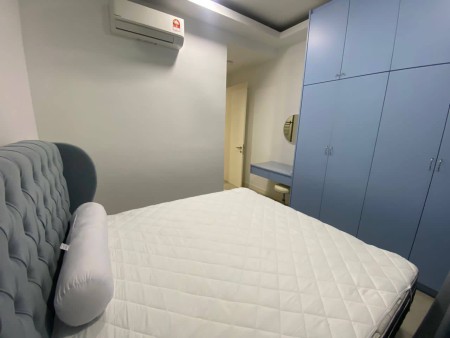 Condo Room for Rent at Sky Park @ One City