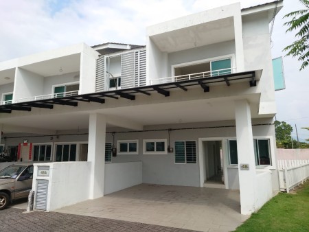 Terrace House For Sale at Springfields Residence