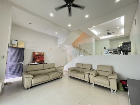 Terrace House For Sale at The Peak