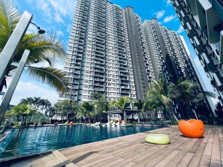 Condo For Sale at Seasons Garden