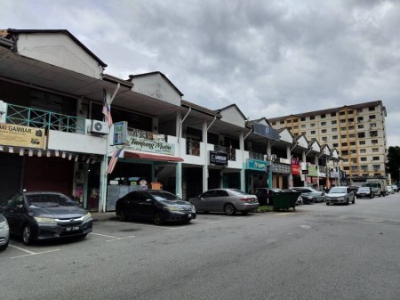 Shop For Sale at Sri Tanjung Apartment