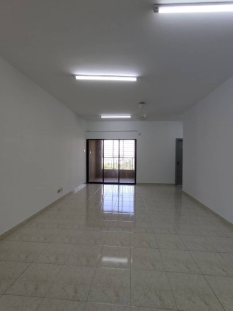 Apartment For Sale at Kristal Villa