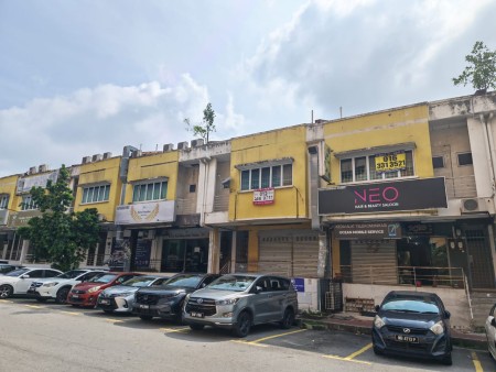 Shop Office For Rent at Taman Bukit Serdang