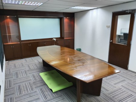 Shop Office For Rent at Taipan Business Centre