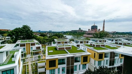 Semi D For Sale at Precinct 8