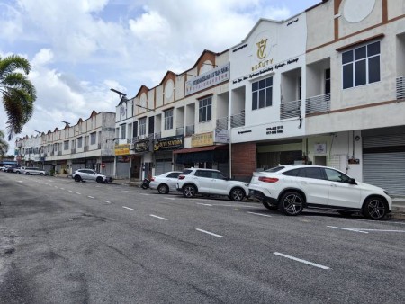 Shop Office For Sale at Triang