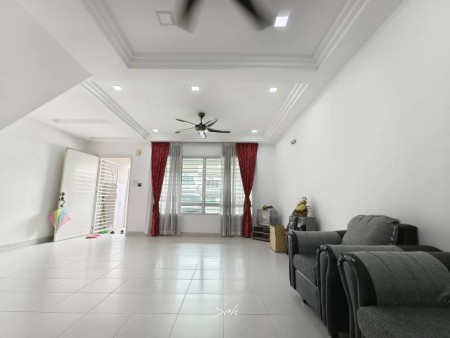 Terrace House For Sale at Hillpark 2