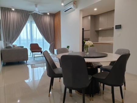 Condo For Rent at Solaris On The Park