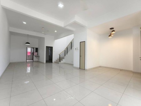 Terrace House For Sale at TTDI Grove