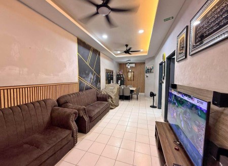 Condo Room for Rent at The Cove