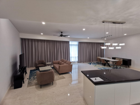 Condo For Sale at Banyan Tree