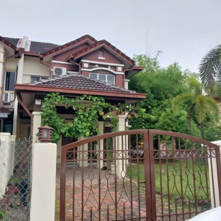 Terrace House For Rent at Putra Heights