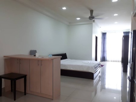 Condo For Rent at Shaftsbury Serviced Suites