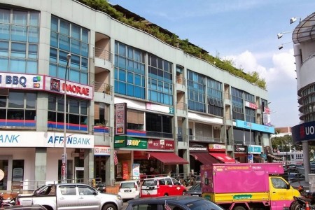 Shop For Sale at Taipan Business Centre