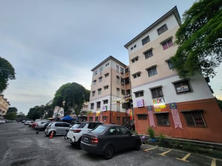 Apartment For Sale at Bandar Bukit Tinggi 2