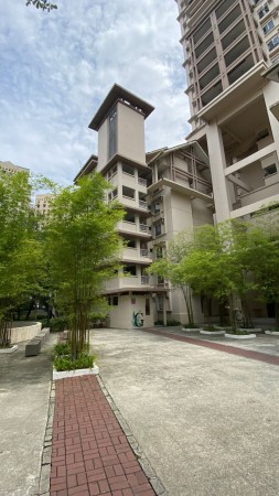 Condo Duplex For Sale at Seri Maya Condominium