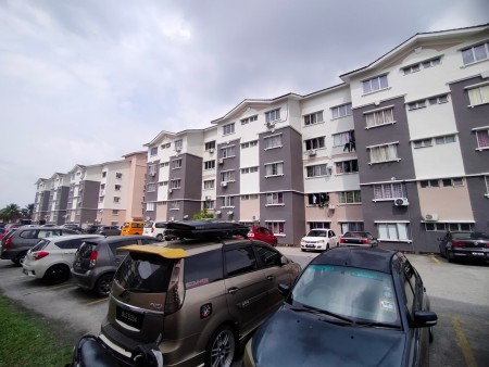 Apartment For Sale at Rose Apartment (Saujana Utama)