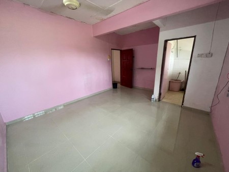 Terrace House For Sale at Taman Sentosa