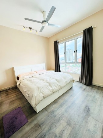 Condo For Rent at Zenith Residences