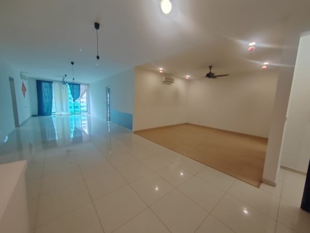 Condo For Rent at X2 Residency