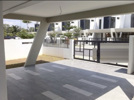 Terrace House For Sale at U1