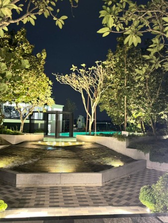 Condo For Rent at Habitus