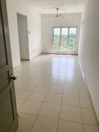 Apartment For Sale at Baiduri Courts