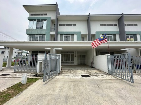 Terrace House For Sale at Taman Seri Kota