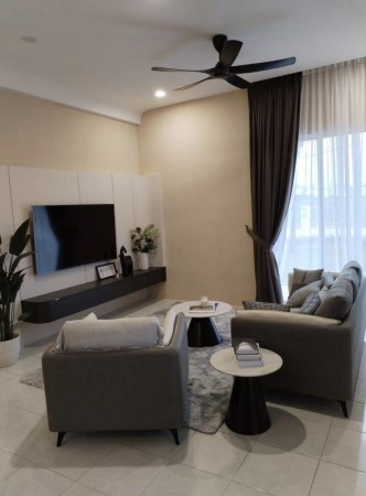 Condo For Rent at Regency Condominium