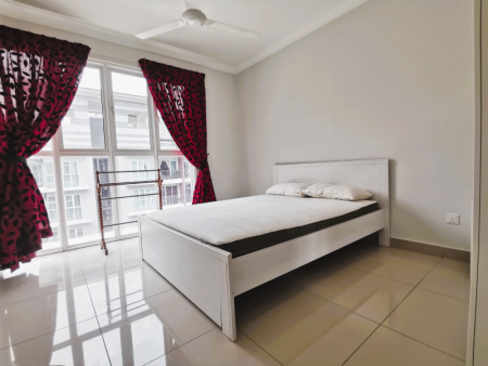 Condo For Rent at Pacific Place
