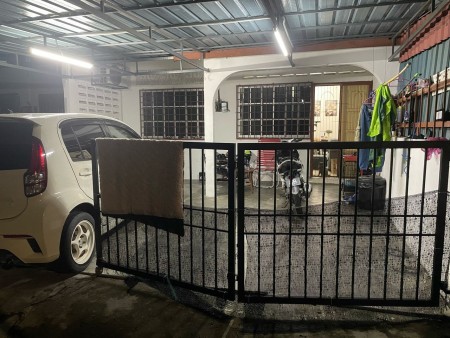 Terrace House For Sale at Taman Kaya 1