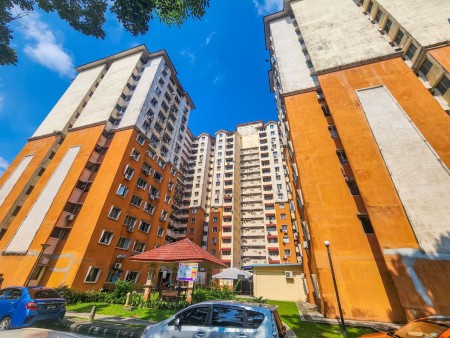 Apartment For Sale at Pangsapuri Putra Damai