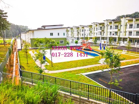 Apartment For Sale at Impian Sentosa