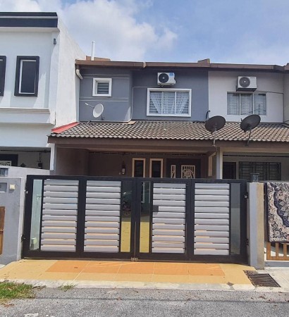 Terrace House For Sale at Desiran Bayu