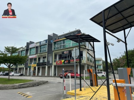 Shop For Sale at Suria Inanam