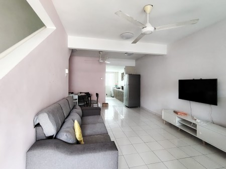 Terrace House For Rent at Good View