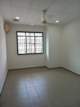Terrace House For Rent at Setia Impian