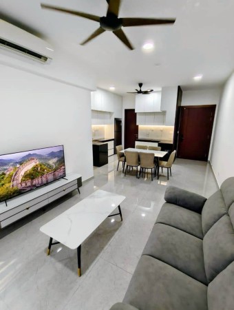 Condo For Rent at T-Parkland